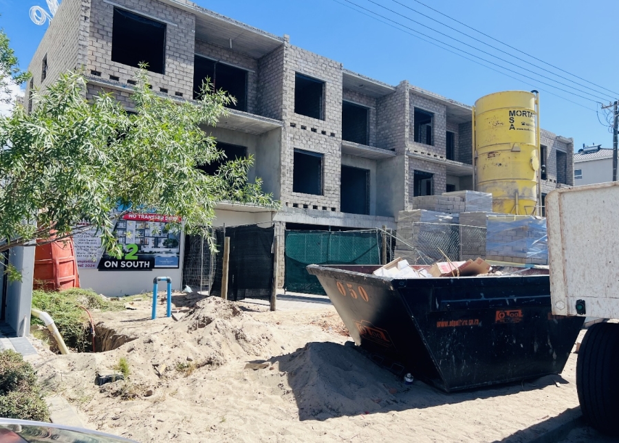 1 Bedroom Property for Sale in Table View Western Cape